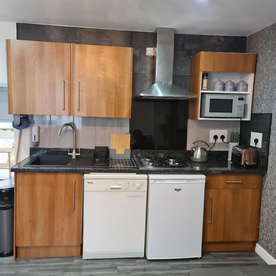 Town Centre Maisonette ウルバーストン エクステリア 写真